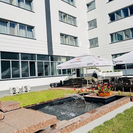Cks Warszawa Hotell Exteriör bild