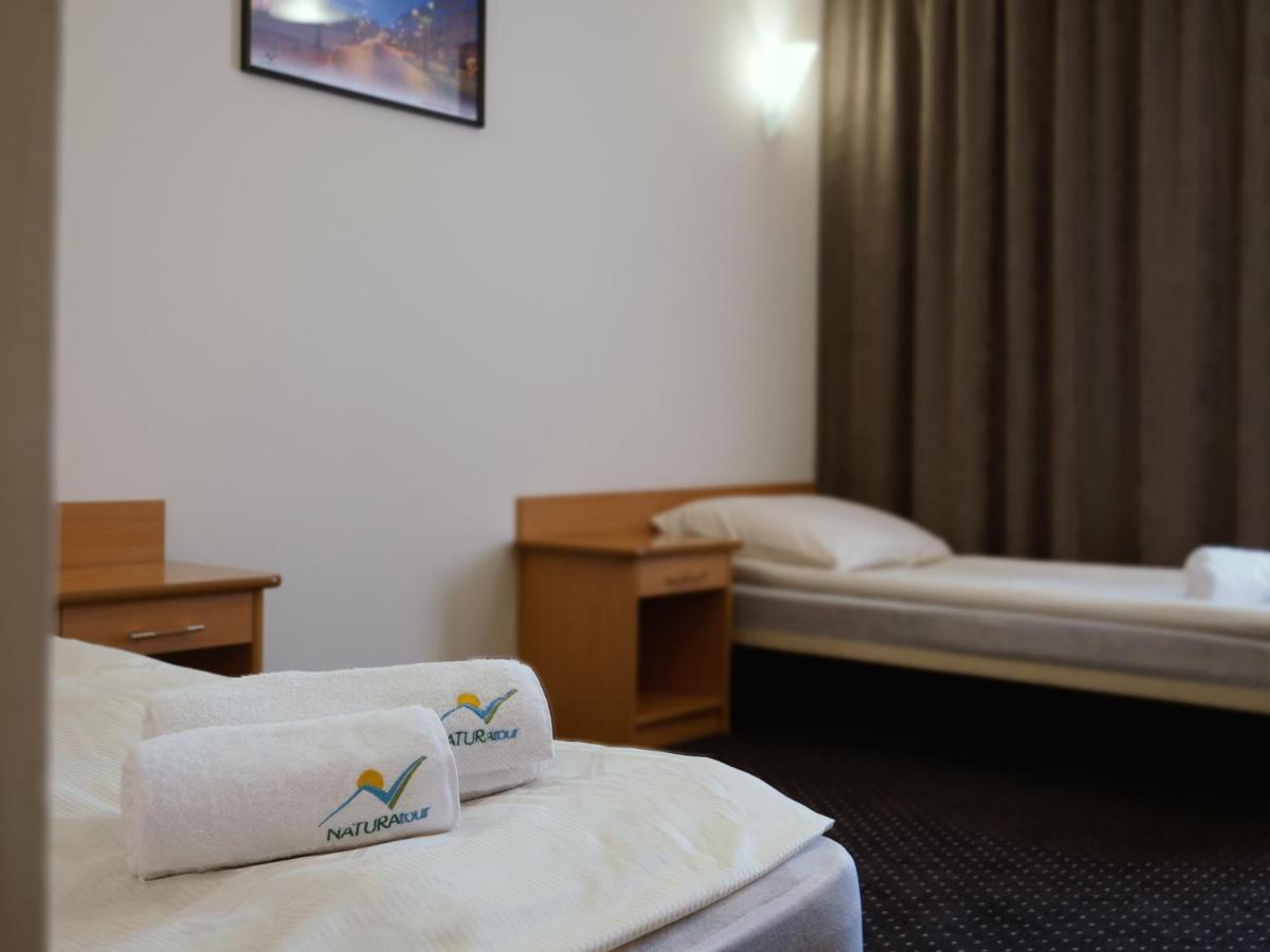Cks Warszawa Hotell Exteriör bild